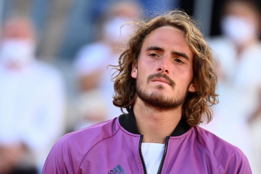 Tsitsipas đang bị lên án gay gắt