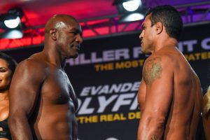 Holyfield thách đấu Vitor Belfort