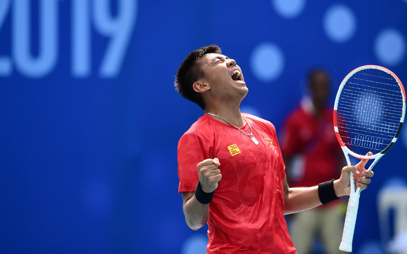 Lý Hoàng Nam giúp quần vợt Việt Nam vào tranh play-off Davis Cup