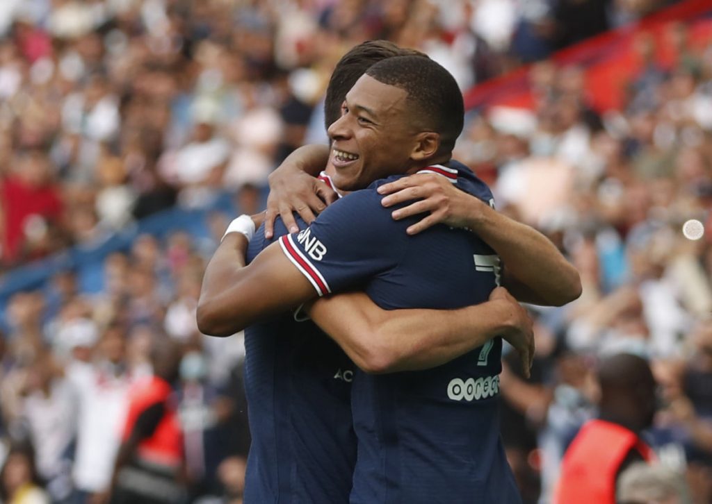 Mbappe giúp PSG áp đảo Clermont