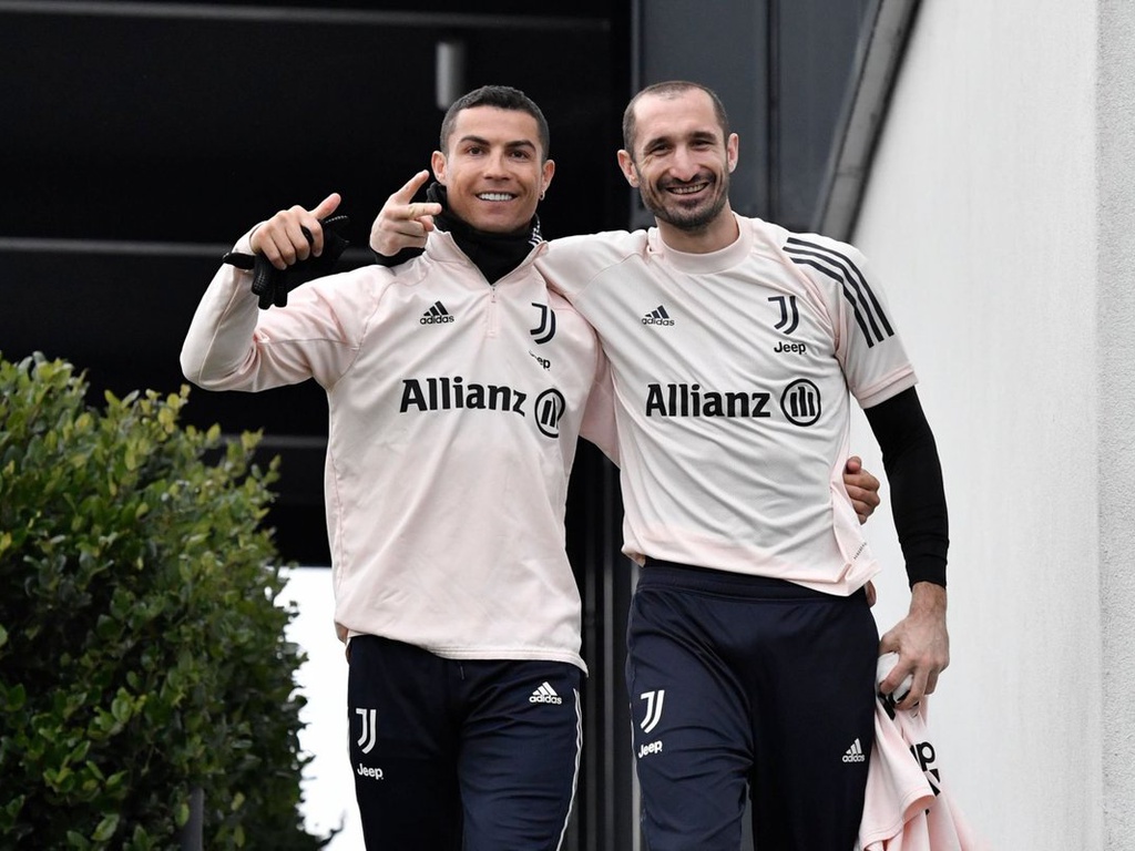 Giorgio Chiellini từng rất thân với Ronaldo